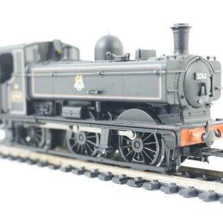 Bachmann 32-201 Pannier Tank 8763 in BR Black Livery Early Emblem OO Gauge